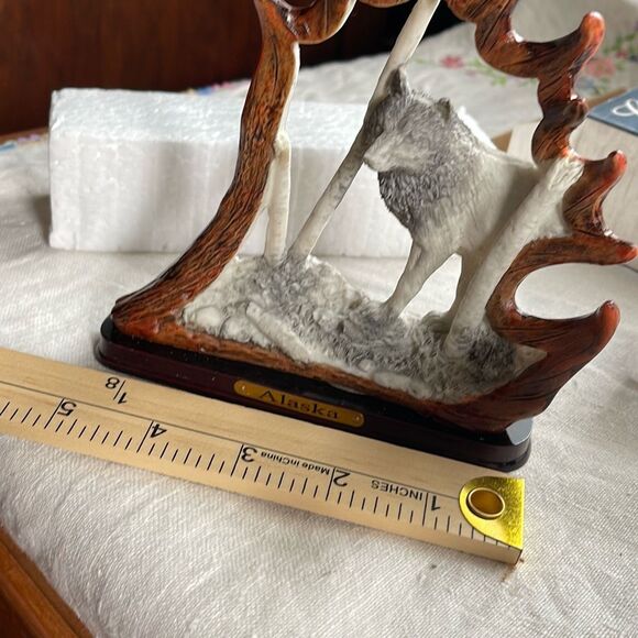 Alaskan Carvings Colletor series wolf in birch trees. - Picture 5 of 5